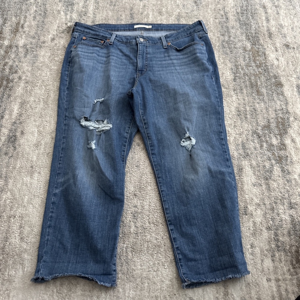 Levis Boyfriend Jeans Size 20W